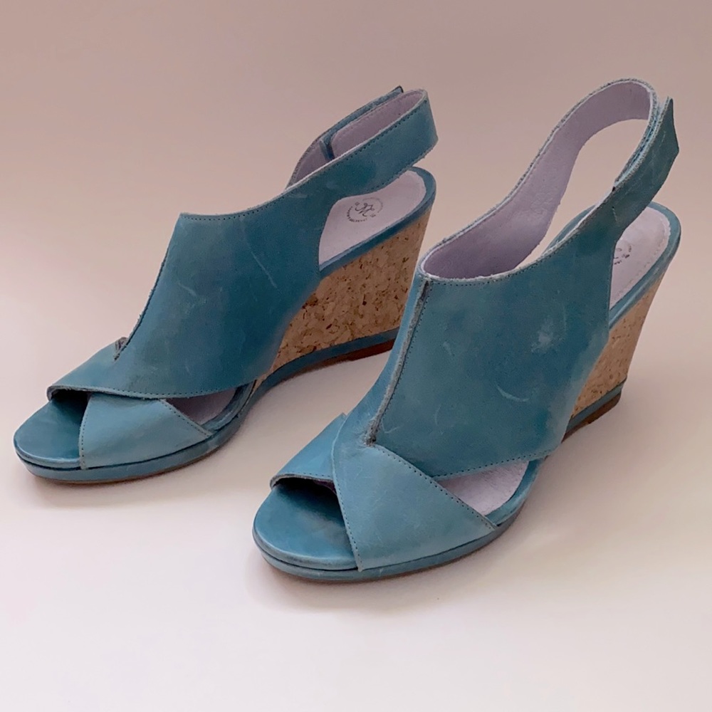 Johnston & Murphy….size 9, Cork Wedge, Turquoise👡